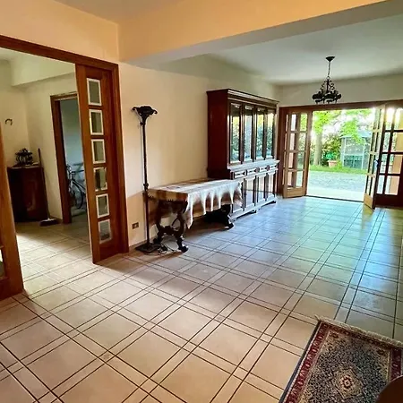 Apartament Nel *